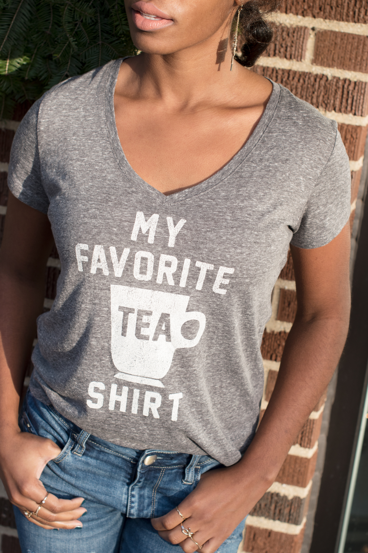 red tea shirt